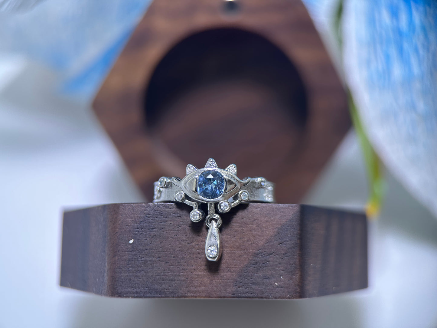 Sheikah's Eye wedding ring